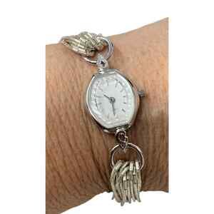 Ladies Beautiful Navajo Liquid Silver 925 Watch & Oval SS Case Marked CJ